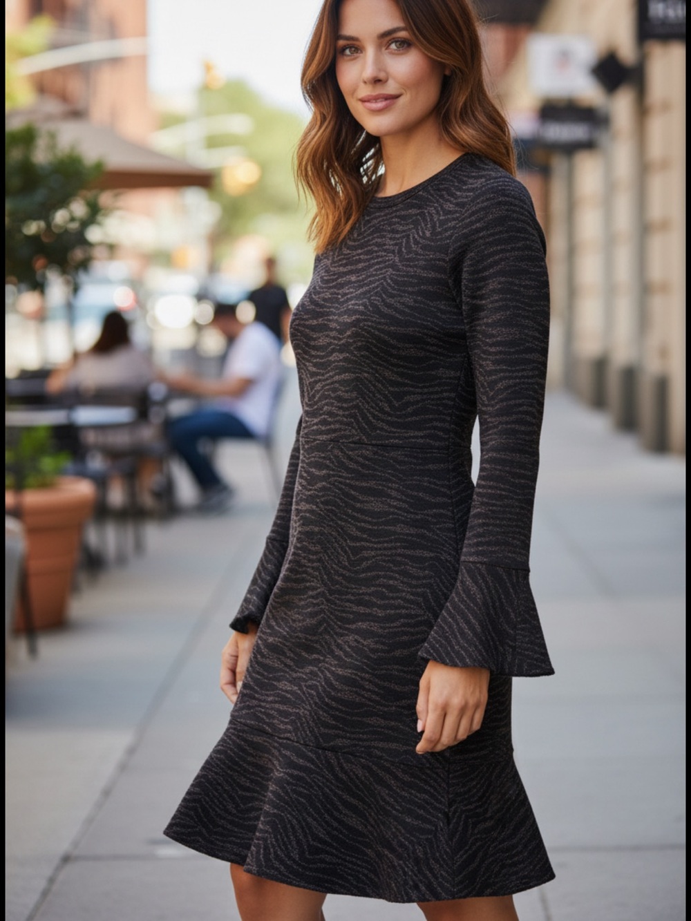 Womans Michael Kors Dress With Flared Sleeves And Zebra Gold
Glitter Design